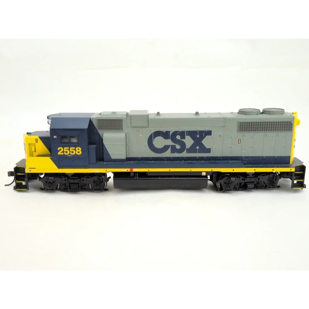 HO ATHEARN 7994 GP38-2 CSX # 2558